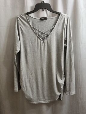 Love Gray Crisscross V-Neck Long Sleeve Top